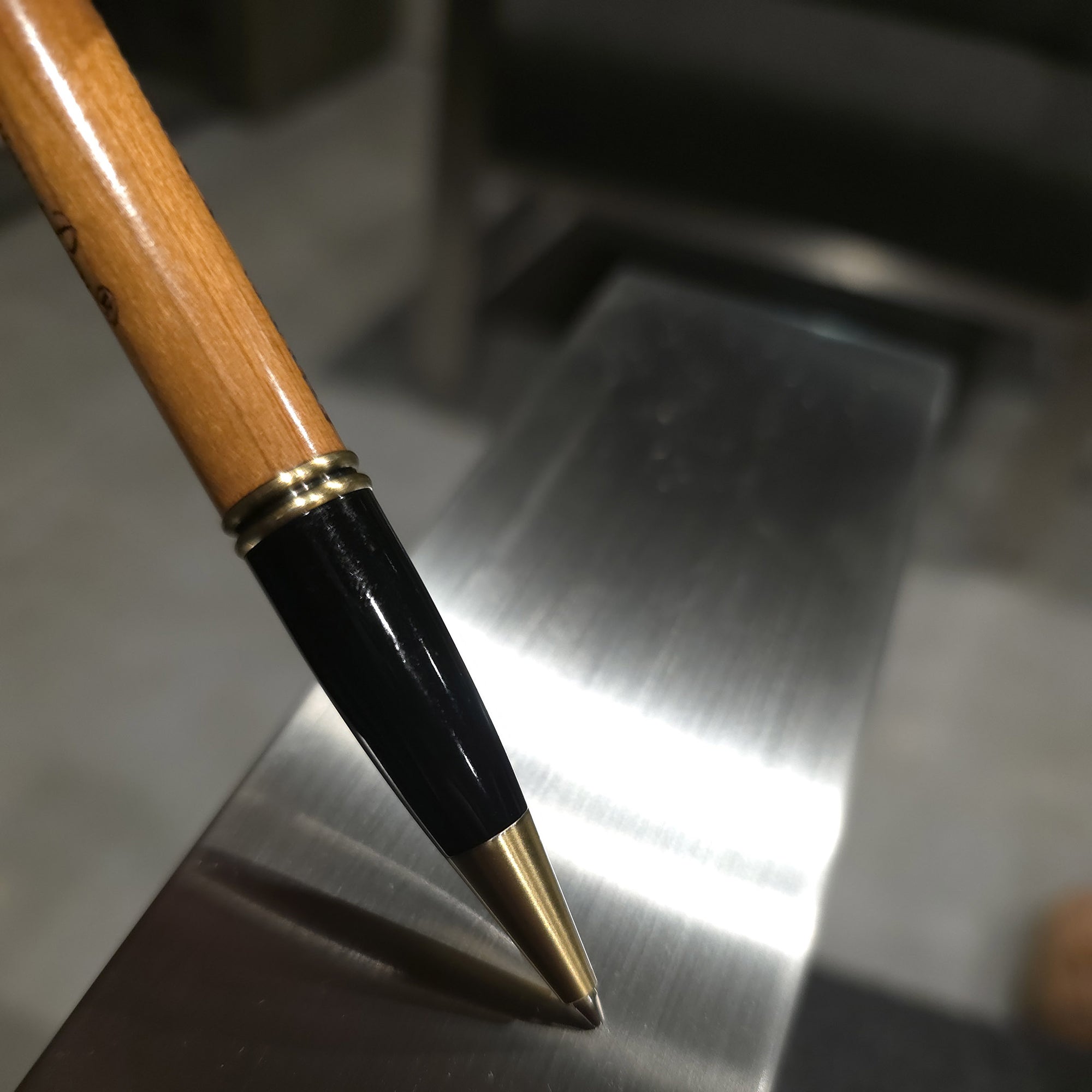 The Listener—Muse Intention Pen